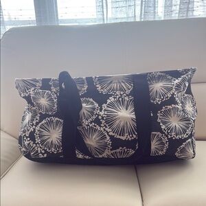 Thirty-One Black and White pattern Tote Bag